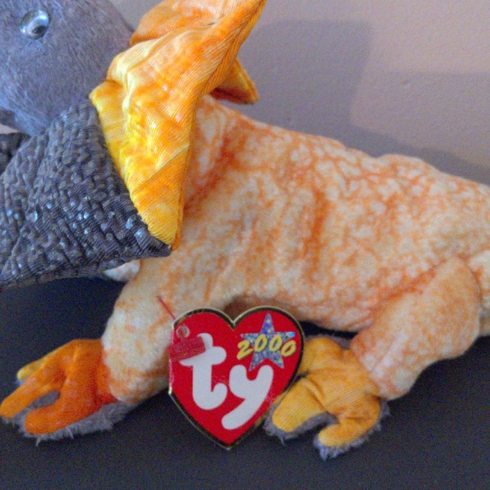 Ty  Frilled Lizard Slayer  Beanie Babies Vintage Collectible Plush NWT - Picture 3 of 5